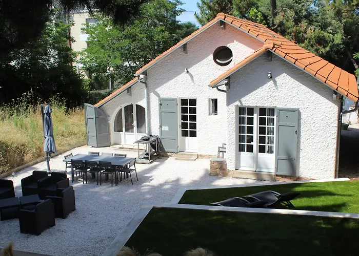 Agréable, Jardin, Toute équipée, Proche Du Marché, à 300m * La Baule-Escoublac