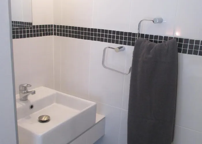 Agréable, Jardin, Toute équipée, Proche Du Marché, à 300m La Baule-Escoublac